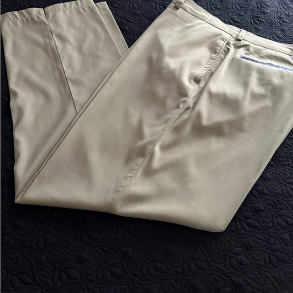 Slazenger Other - Slazenger Men's Beige Golf Pants